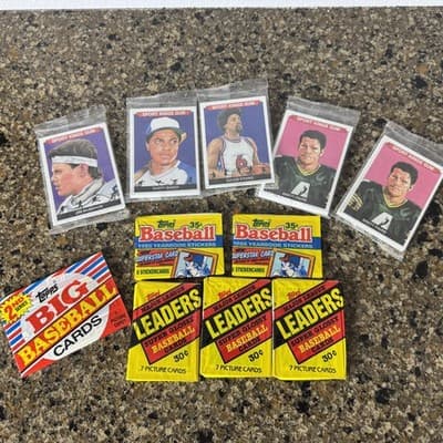 Sport Kings Topps Multi-Sport Cards Sticker Packs Lot McMahon Favre Erving Baker