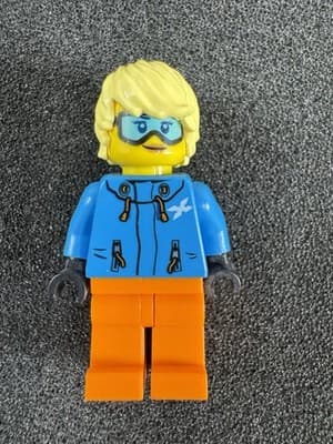 LEGO Skier Minifigure City Town 60222 Snow Groomer cty0991