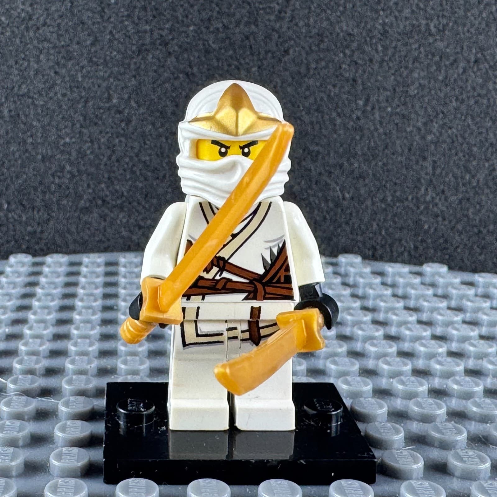 Retired LEGO® Ninjago Minifigure - Zane ZX - Rise of Snakes NJO0053 30086