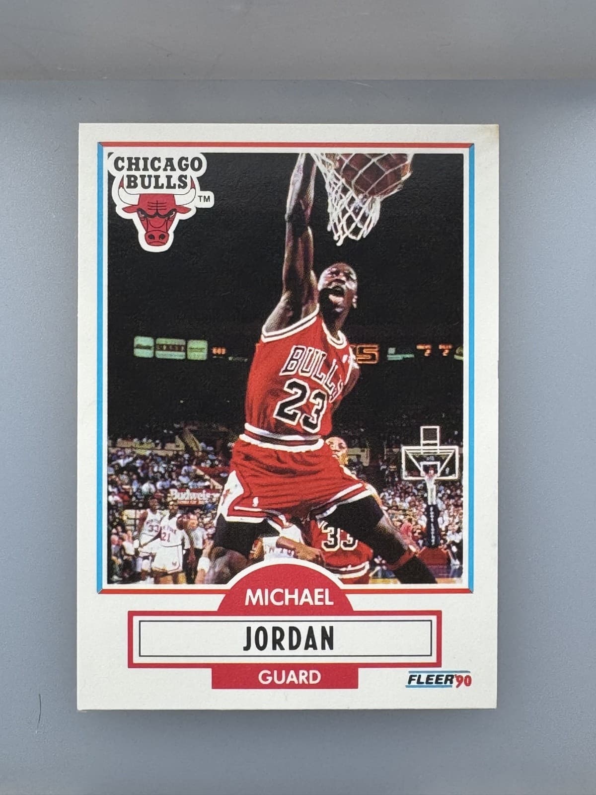 1990-91 Fleer - Michael Jordan #26 No Black Line Above Biographical Information