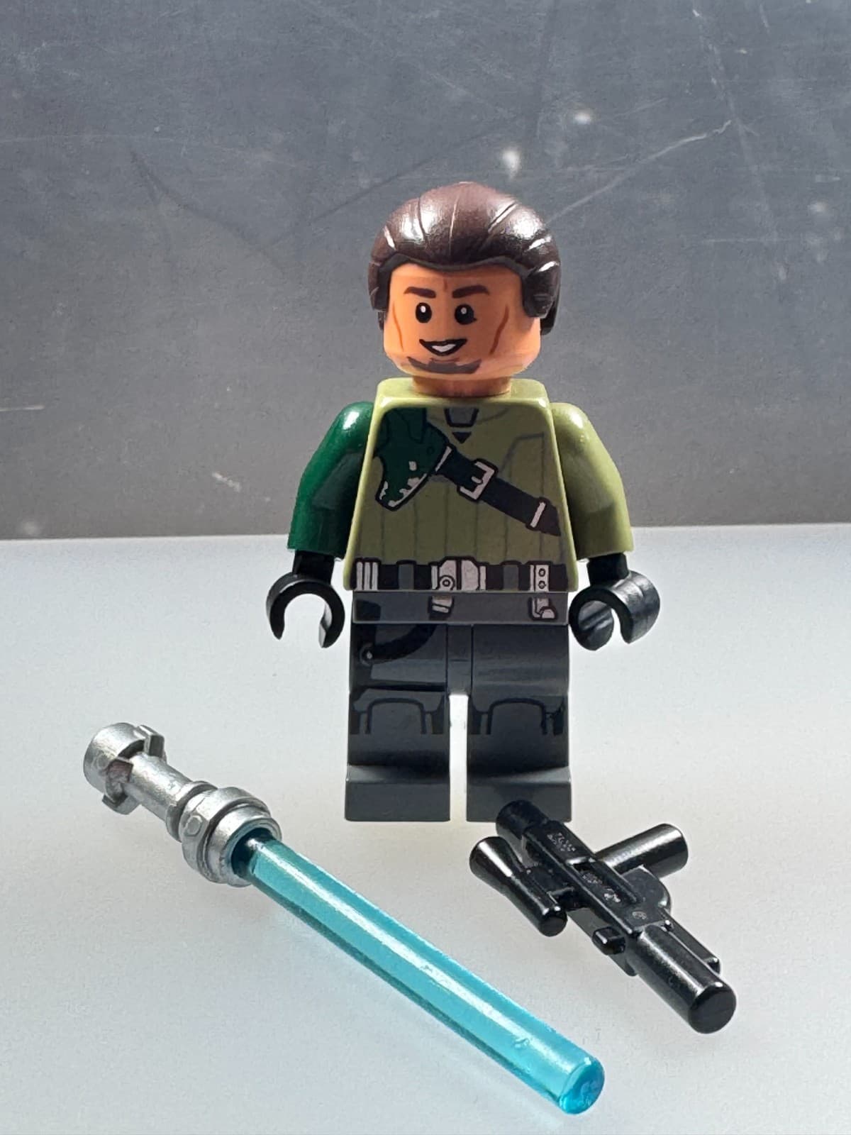 LEGO Star Wars Kanan Jarrus Minifigure sw0602 Rebels Dark Brown Hair Retired