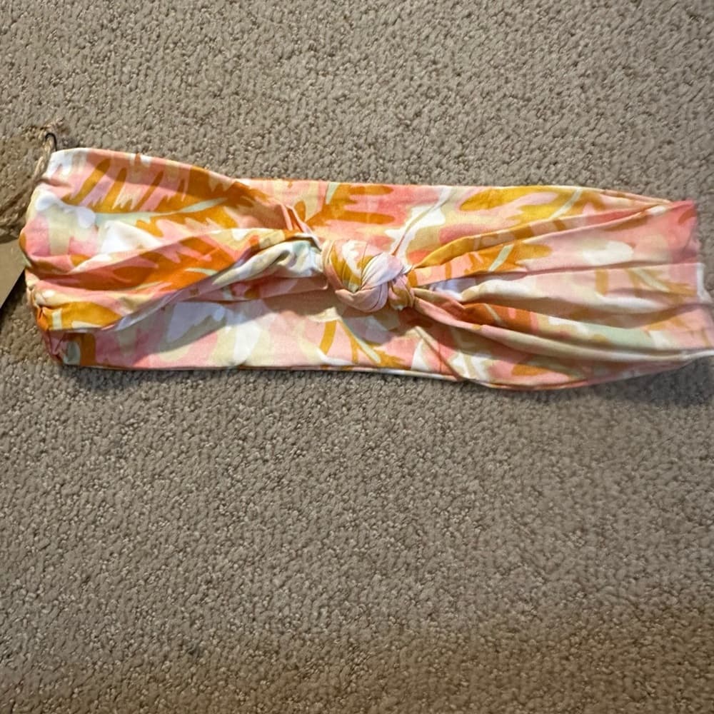 NWT Stone Fox Lele bikini top small