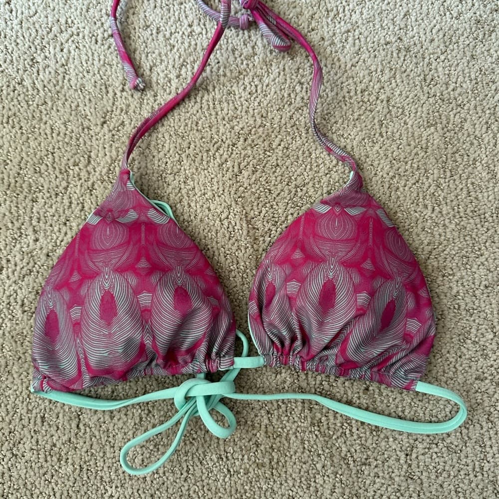 NWOT L*Space triangle bikini top