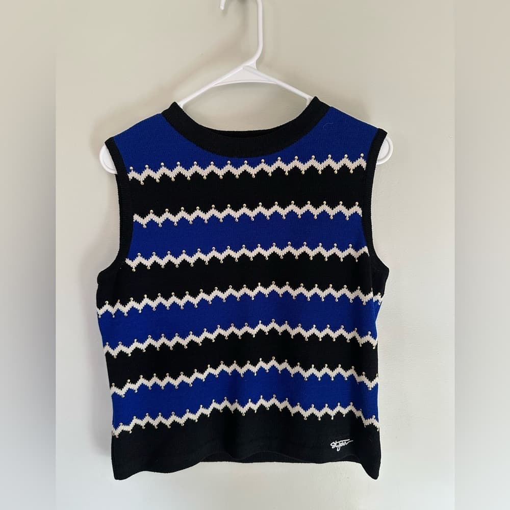 St. John wool blend sleeveless sweater blue medium