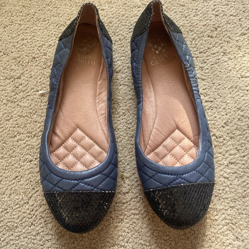 Vince Camuto Fawna leather quilted flats