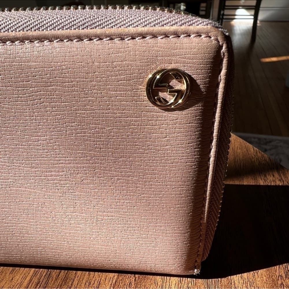 Authentic Gucci Interlocking GG logo Long wallet blush gold