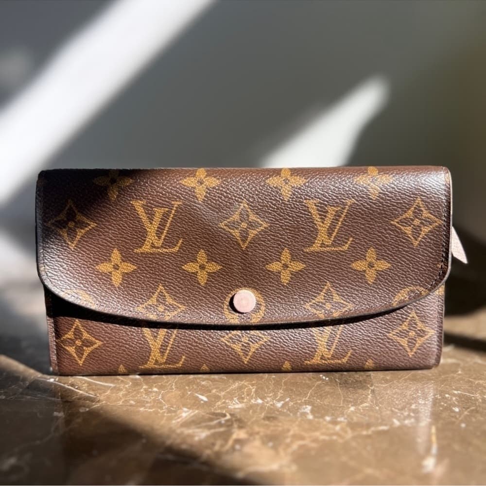 Authentic Louis Vuitton Emilie classic monogram canvas wallet