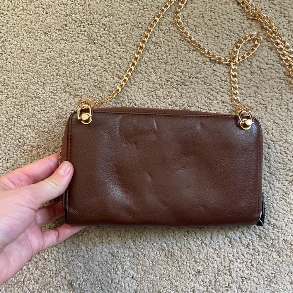 Gucci Soho Continental zip around wallet on chain crossbody