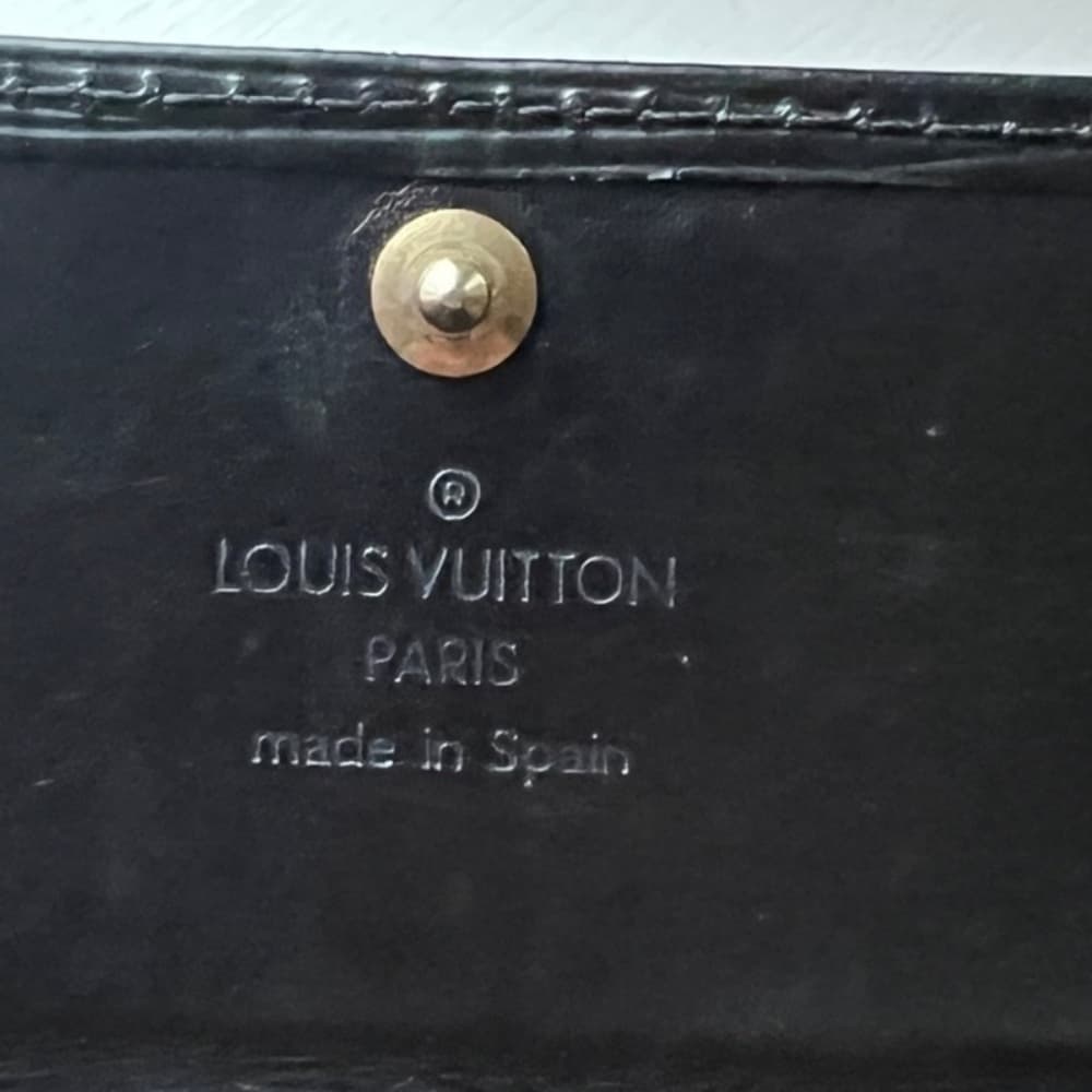 Authentic Louis Vuitton Black Epi Key Holder Wallet