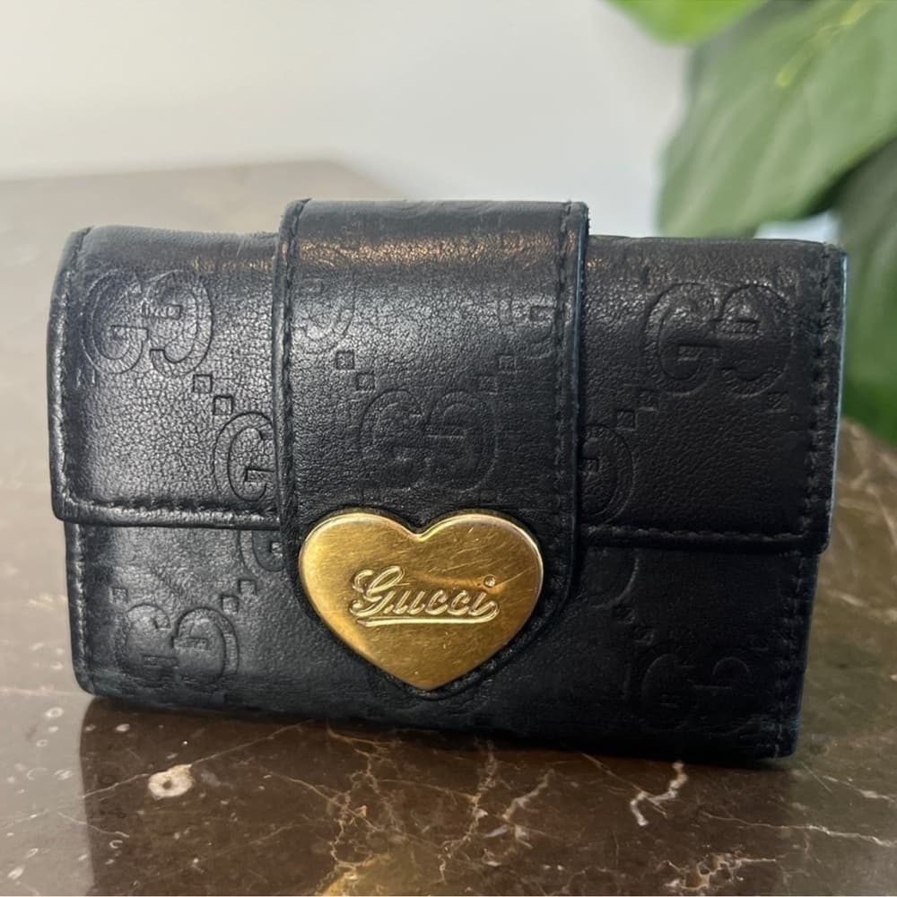 Authentic Gucci Guccissima heart key holder