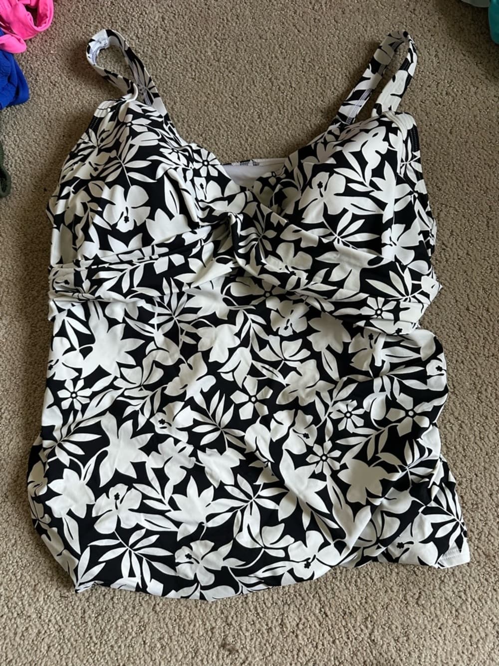 Land’s End floral tankini top
