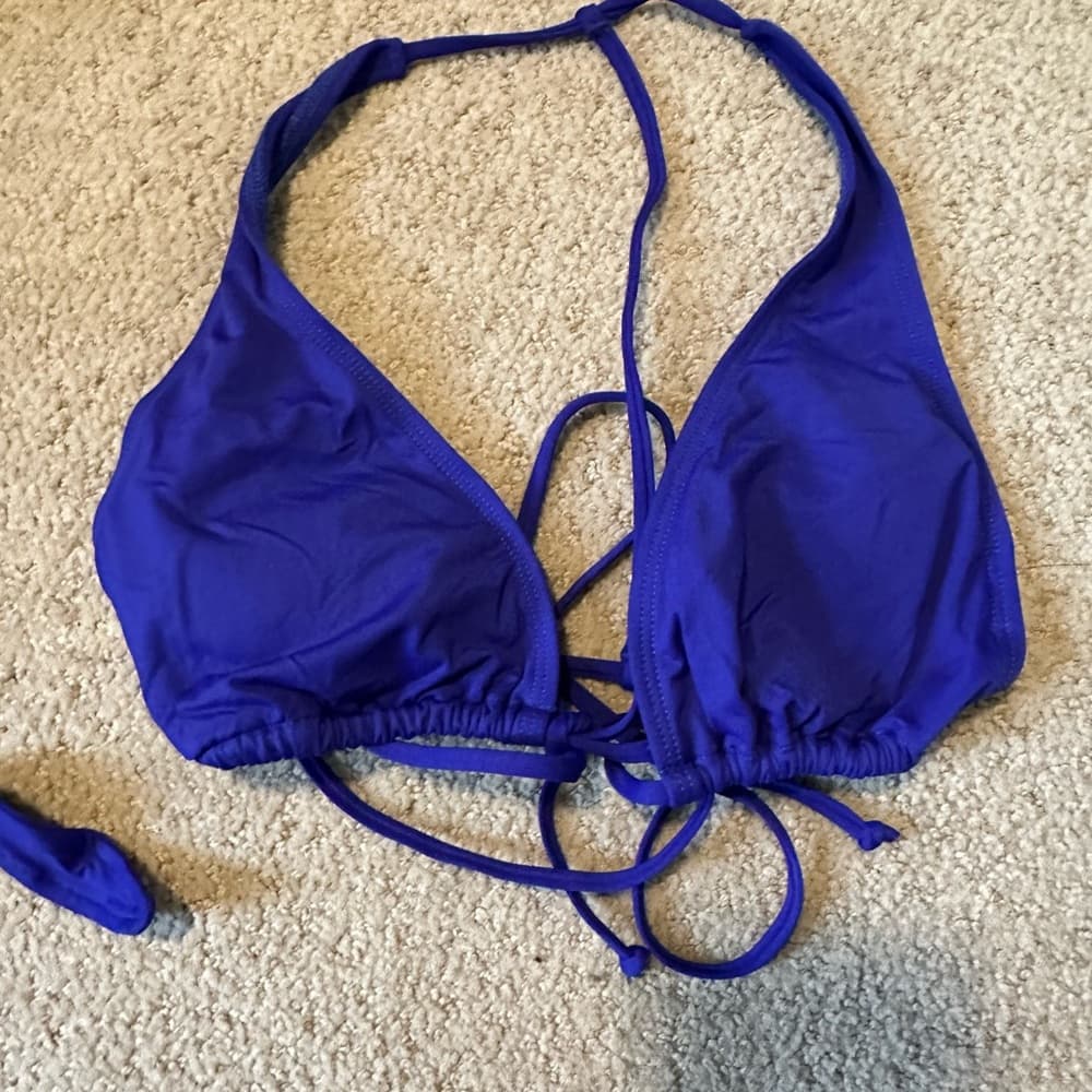 NWOT L*Space Lexie bikini top royal blue
