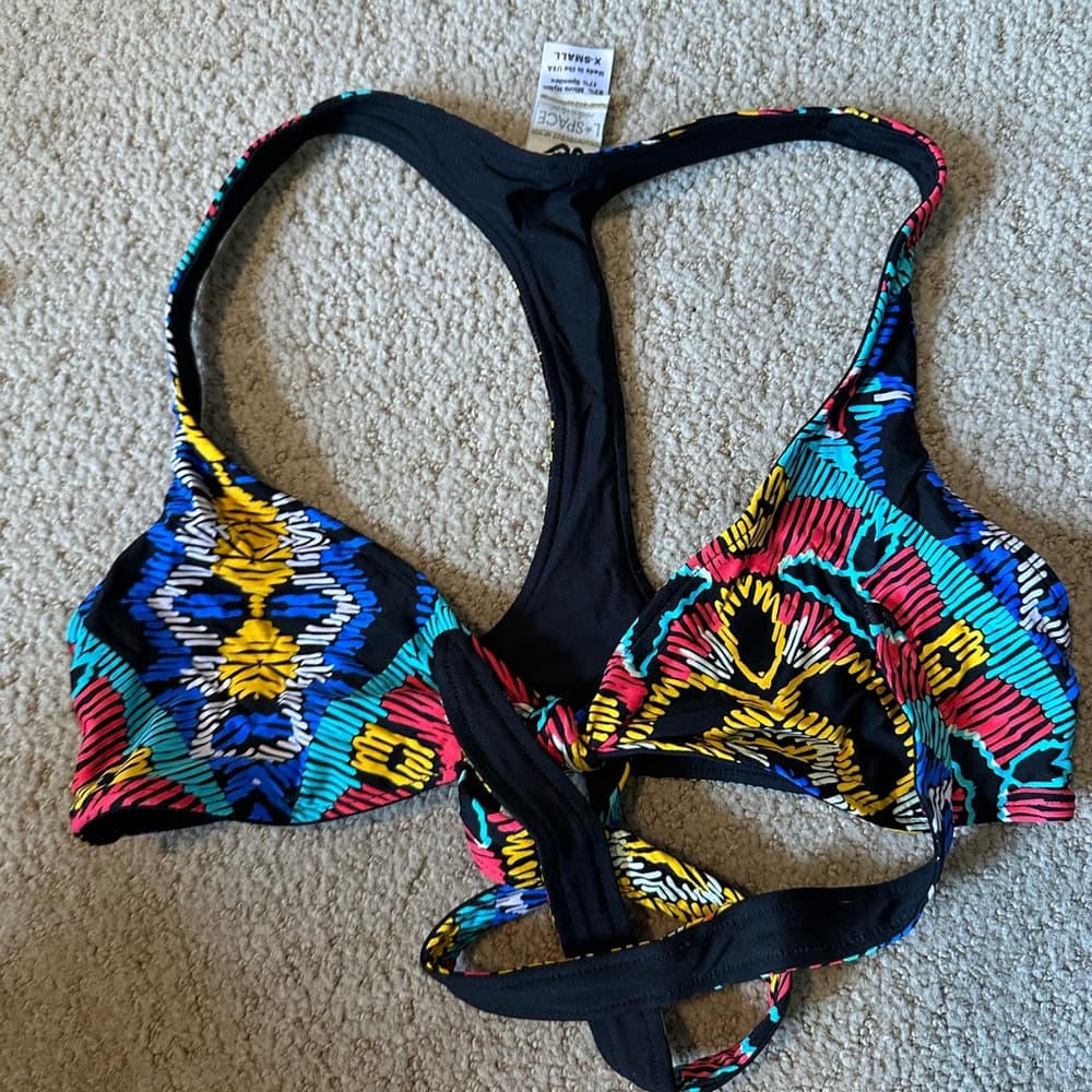 NWOT L*Space Zoe wrap bikini top Moroccan Dreams