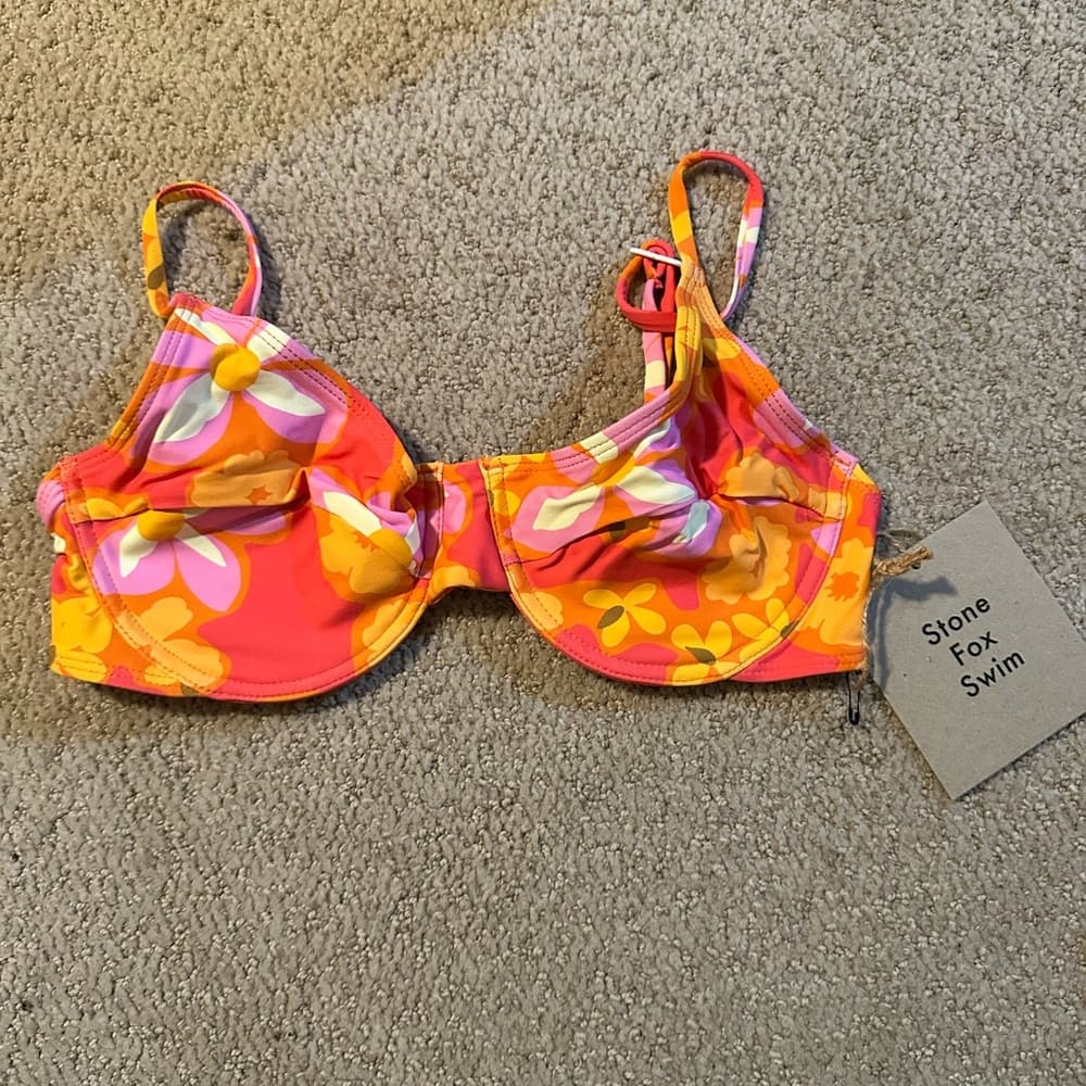 NWT Stone Fox Conch bikini top Lei Lei