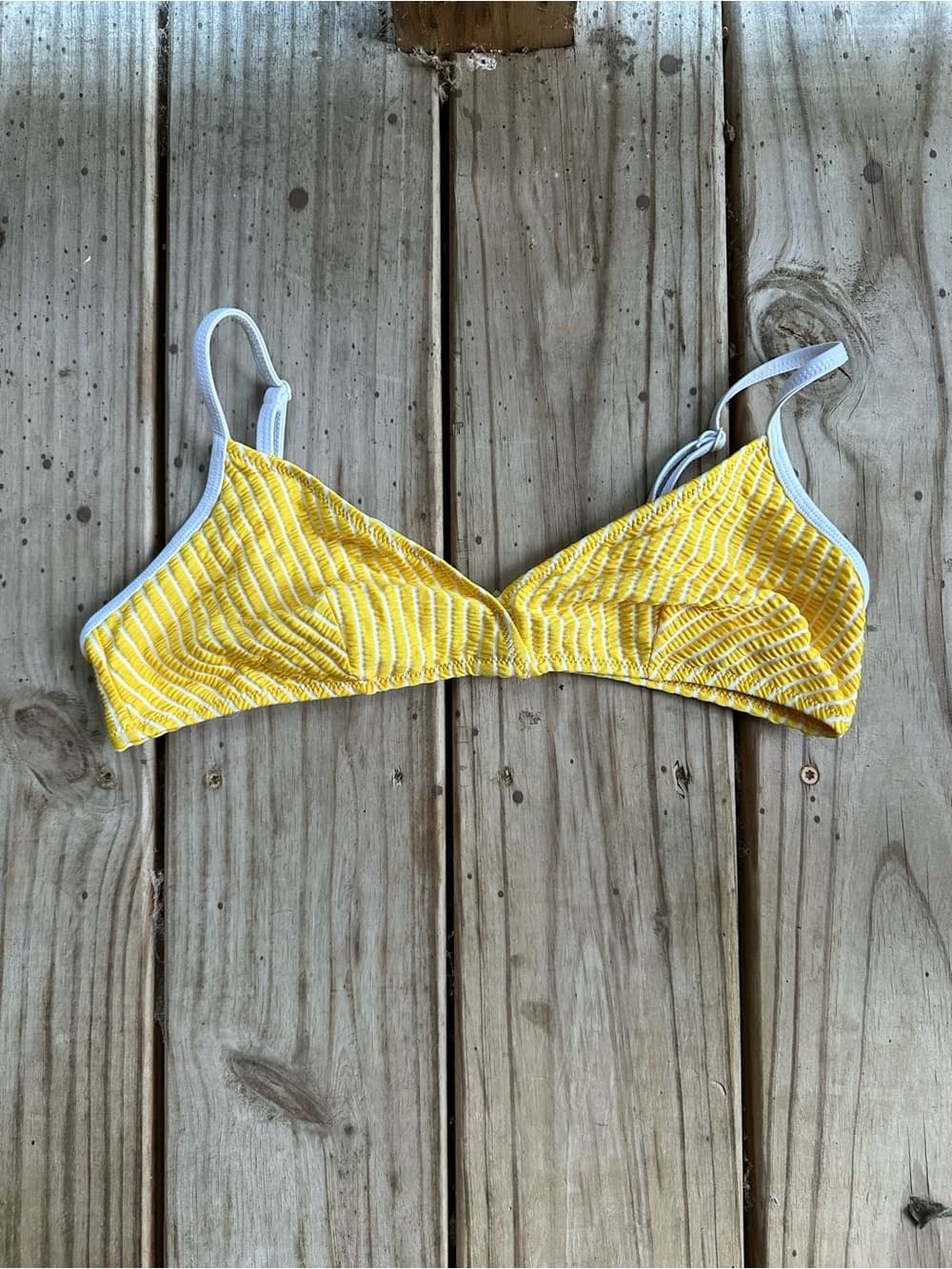 Solid and Striped x Issimo bikini top yellow white