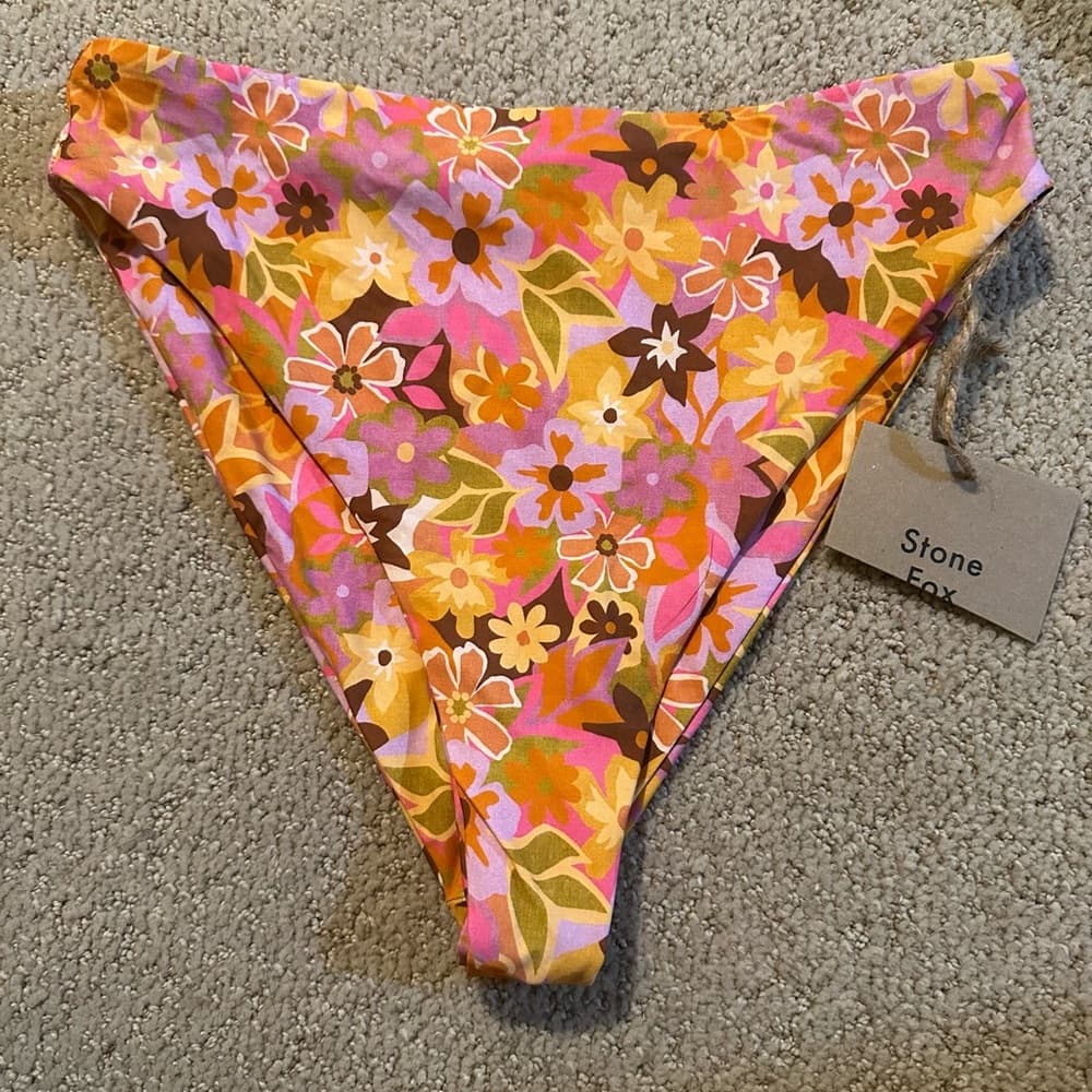 NWT Stone Fox retro bloom bikini bottoms medium