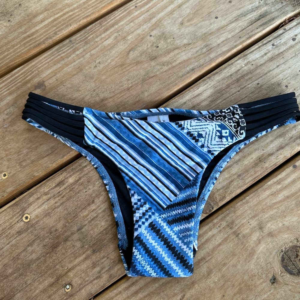 NWOT Seafolly Desert Tribe strappy bikini bottoms