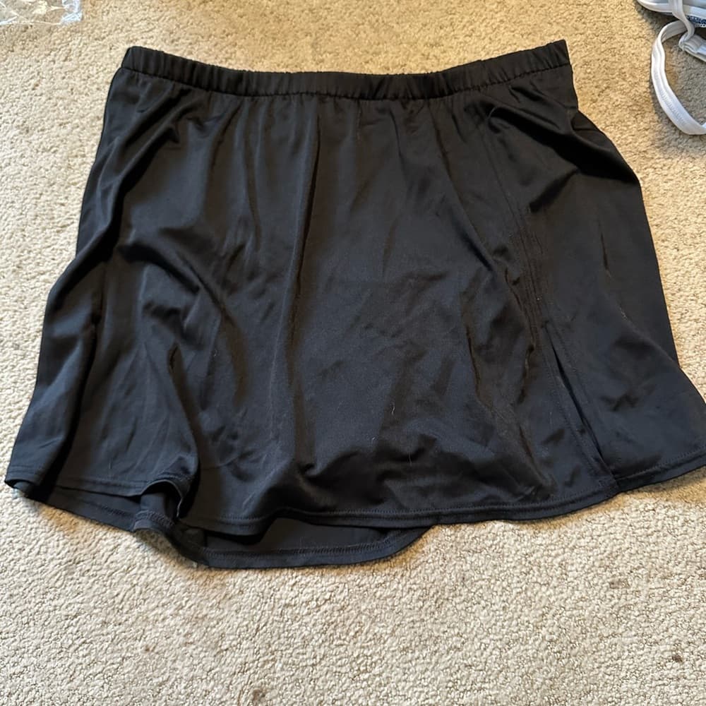 Miraclesuit swim skirt black