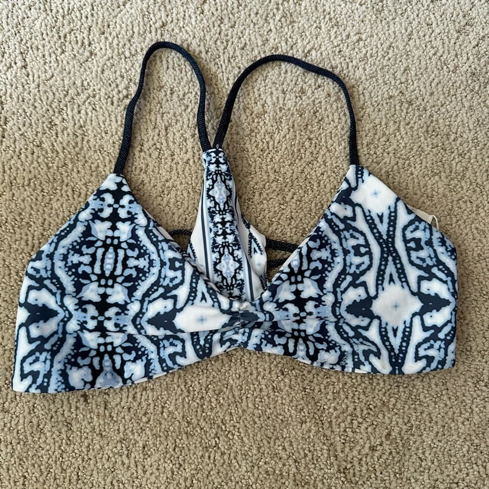 NWOT L*Space Wild One Low Down bikini top