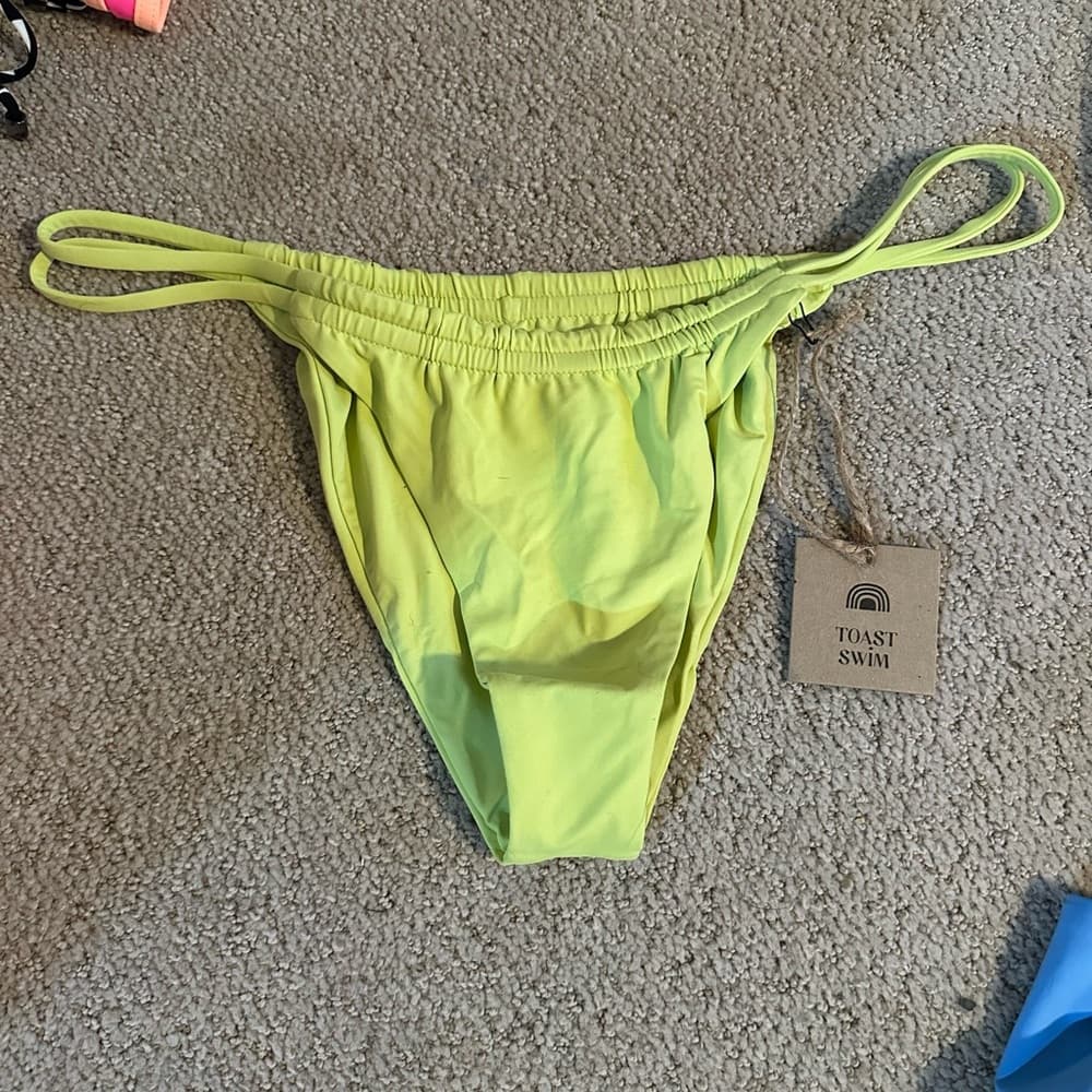 NWT Free People x Toast Tunnel bikini bottoms daiquiri