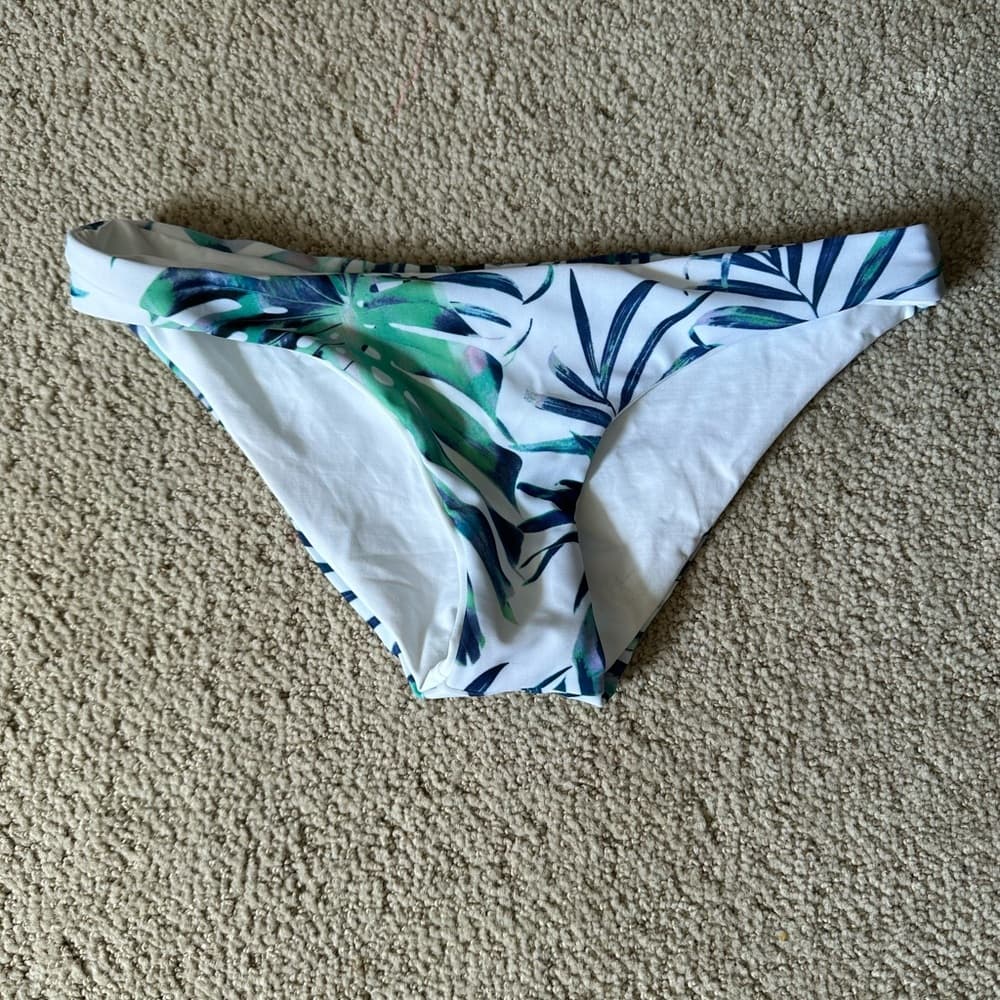 NWOT L*space banana leaf bikini bottoms