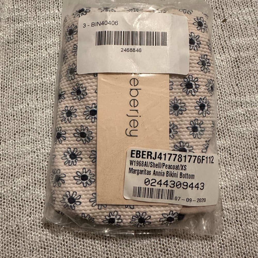 NWT Eberjey Annia bikini bottoms shell pea coat