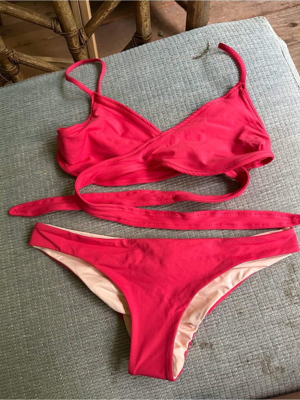 NWOT L*Space Chloe bikini set green pink extra small