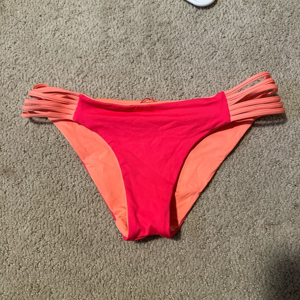 NWOT L*Space Low Down bikini bottoms