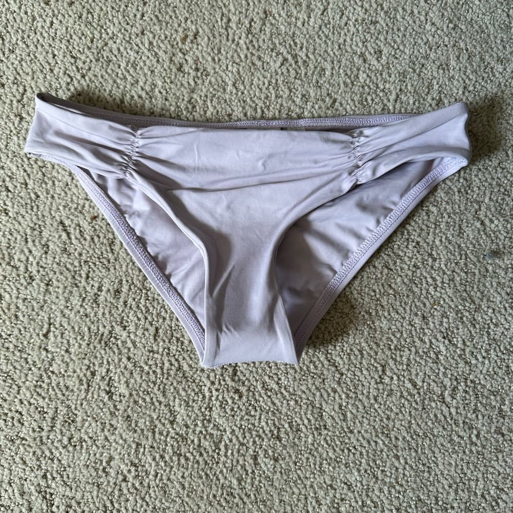 NWOT L*space Monique bikini bottoms lilac