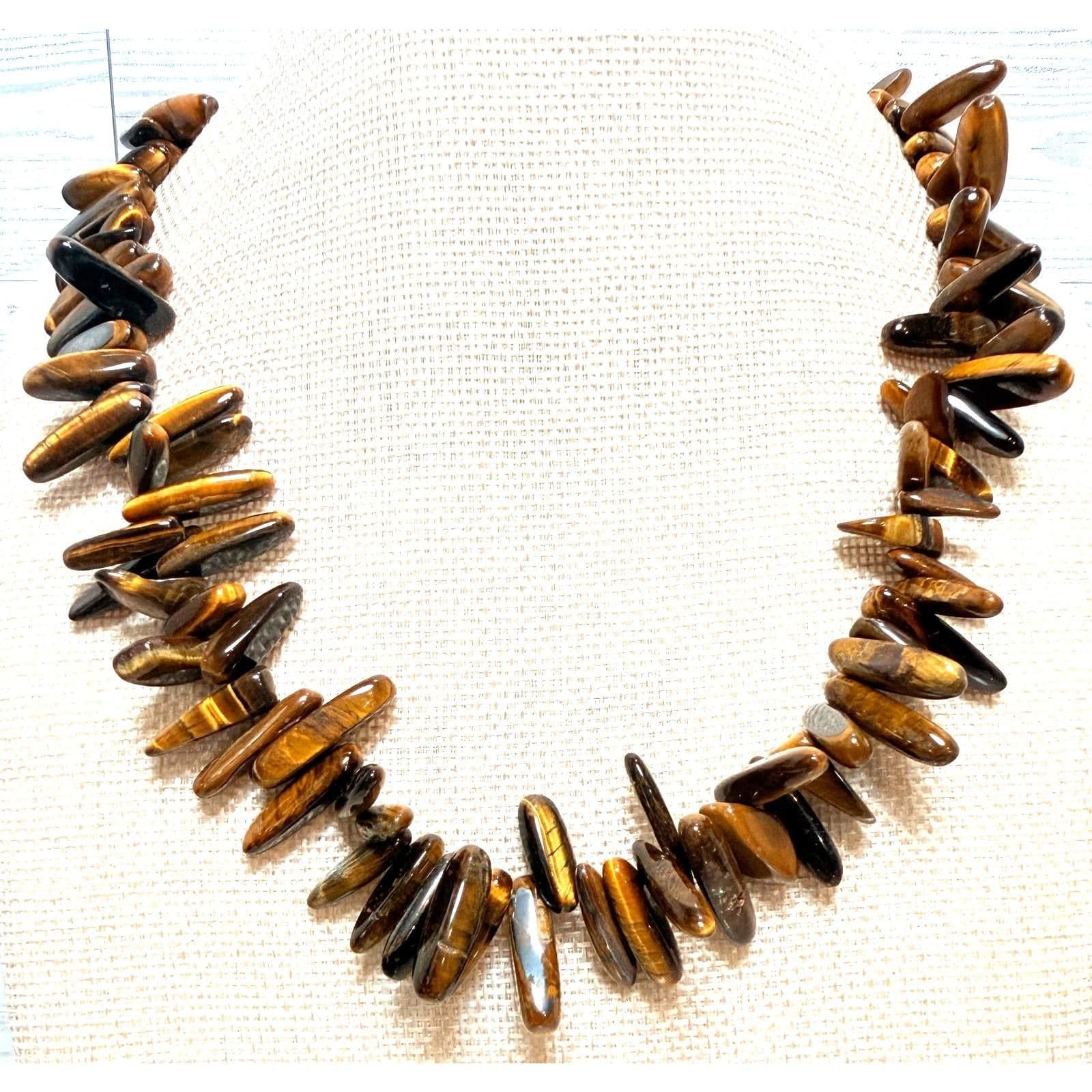 3G. Tigers Eye Oblong Shaped Cabochon Beaded Necklace