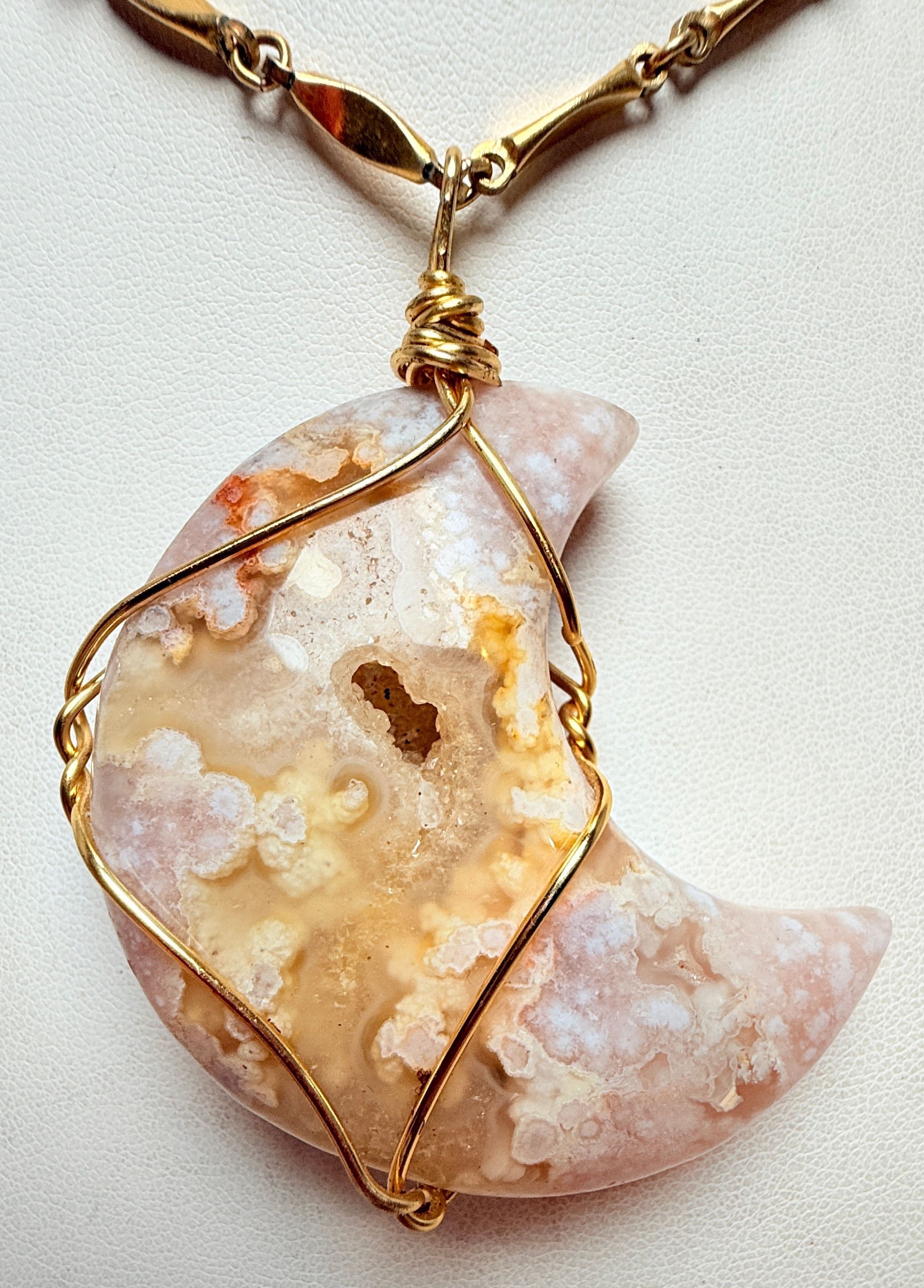 4L. 1960s Crazy Lace Agate Moon Necklace 12K GF