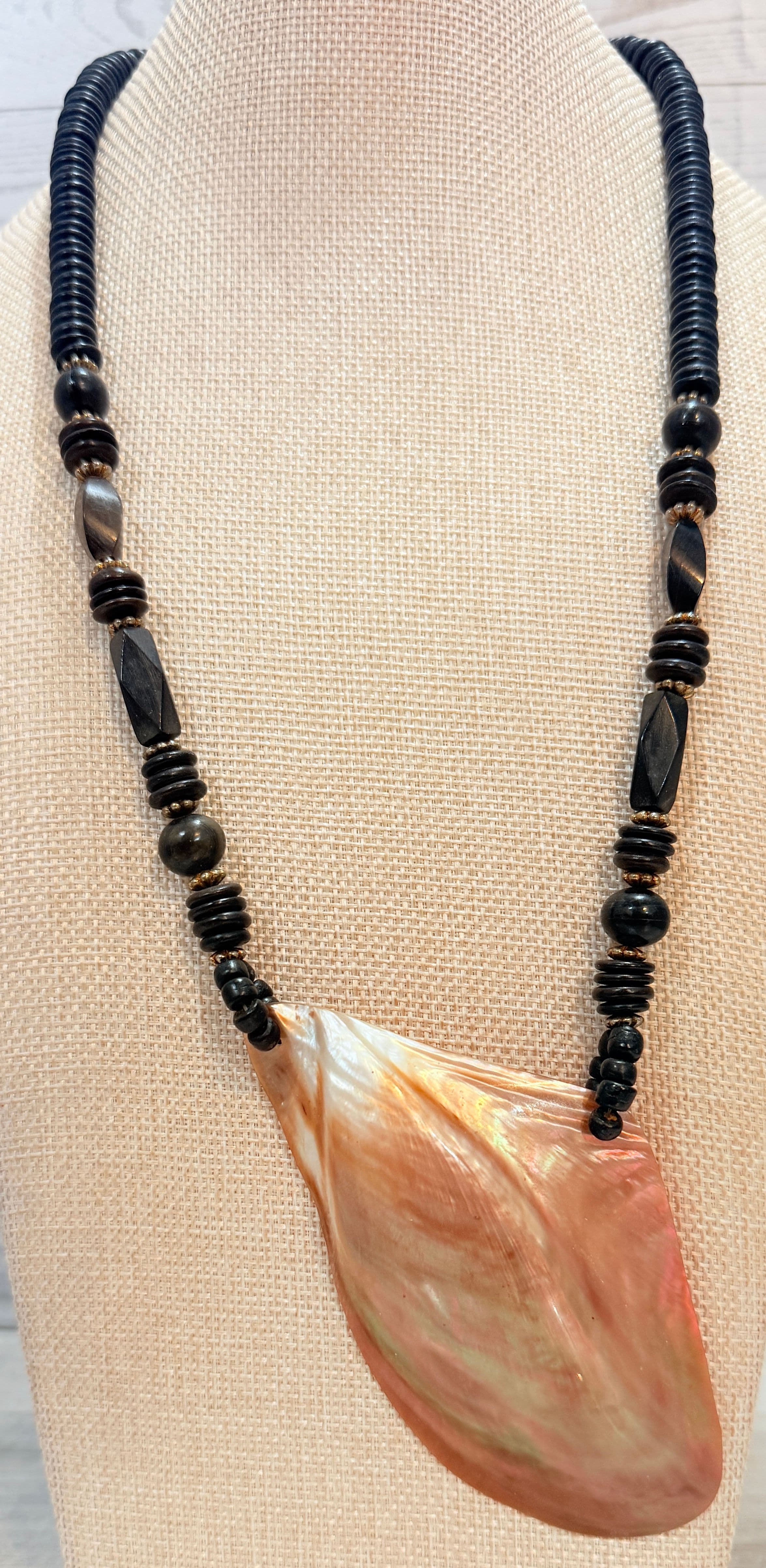 3J. 1970s Abalone Shell Statement Necklace
