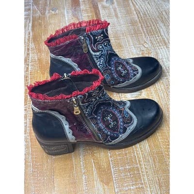 SOCOFY Bohemian Splicing Lace Pattern Zipper Ankle Leather Boots Size 41 US 10