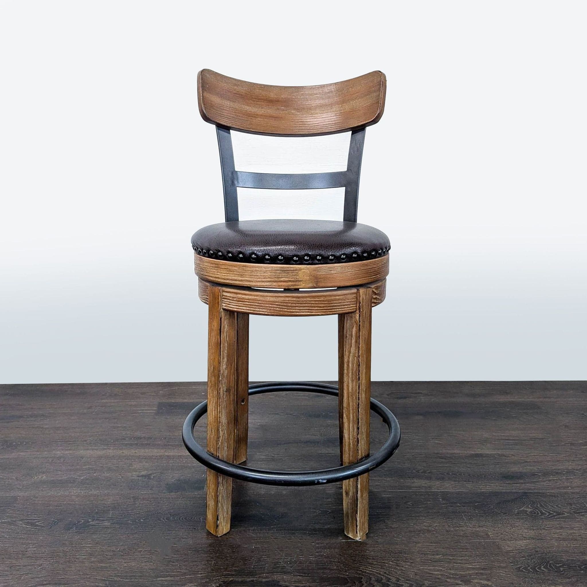 Ashley Furnture Pinnadel Counter Height Upholstered Bar Stool