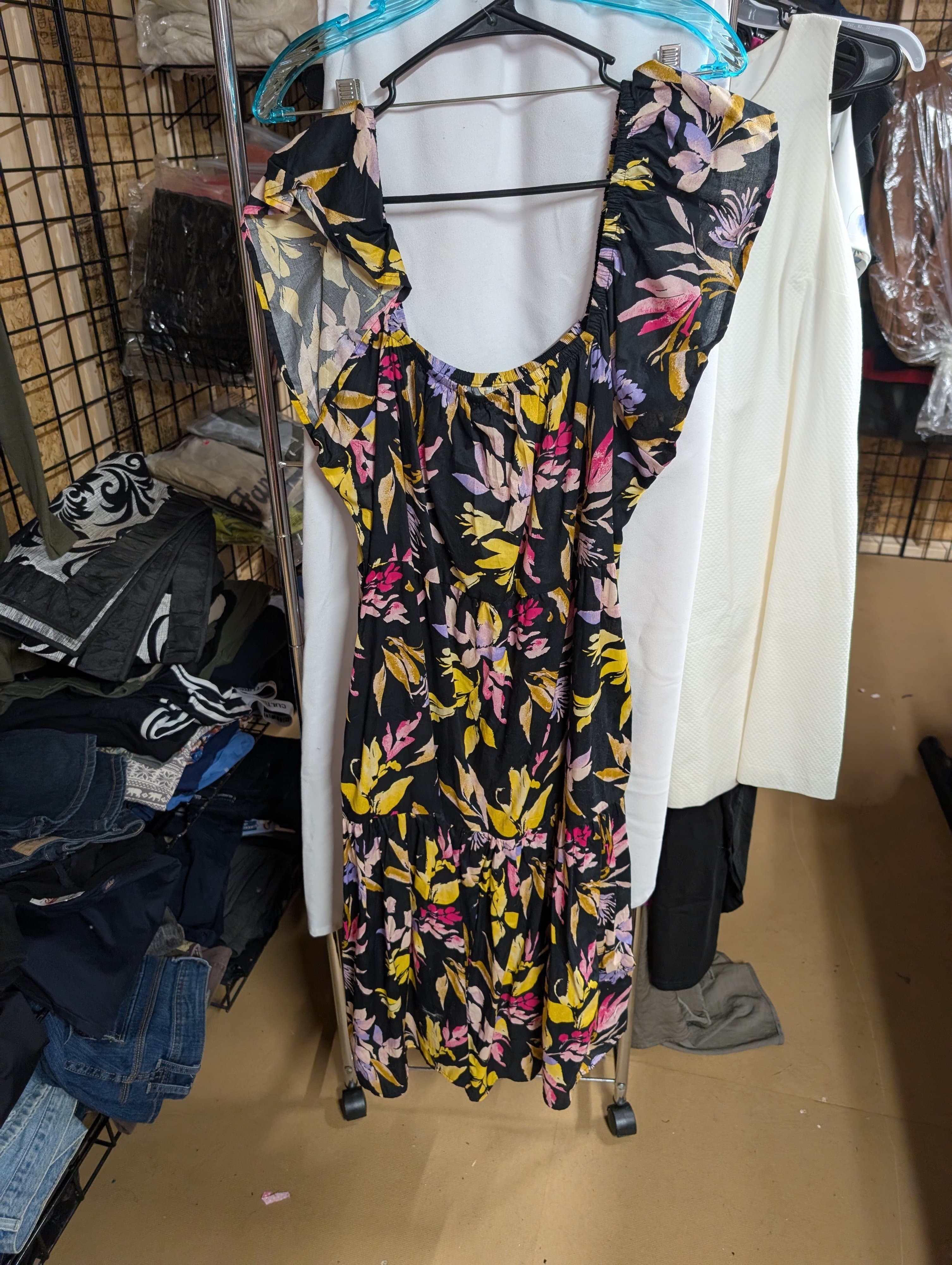 Time and Tru Floral Dress Size L (12-14)