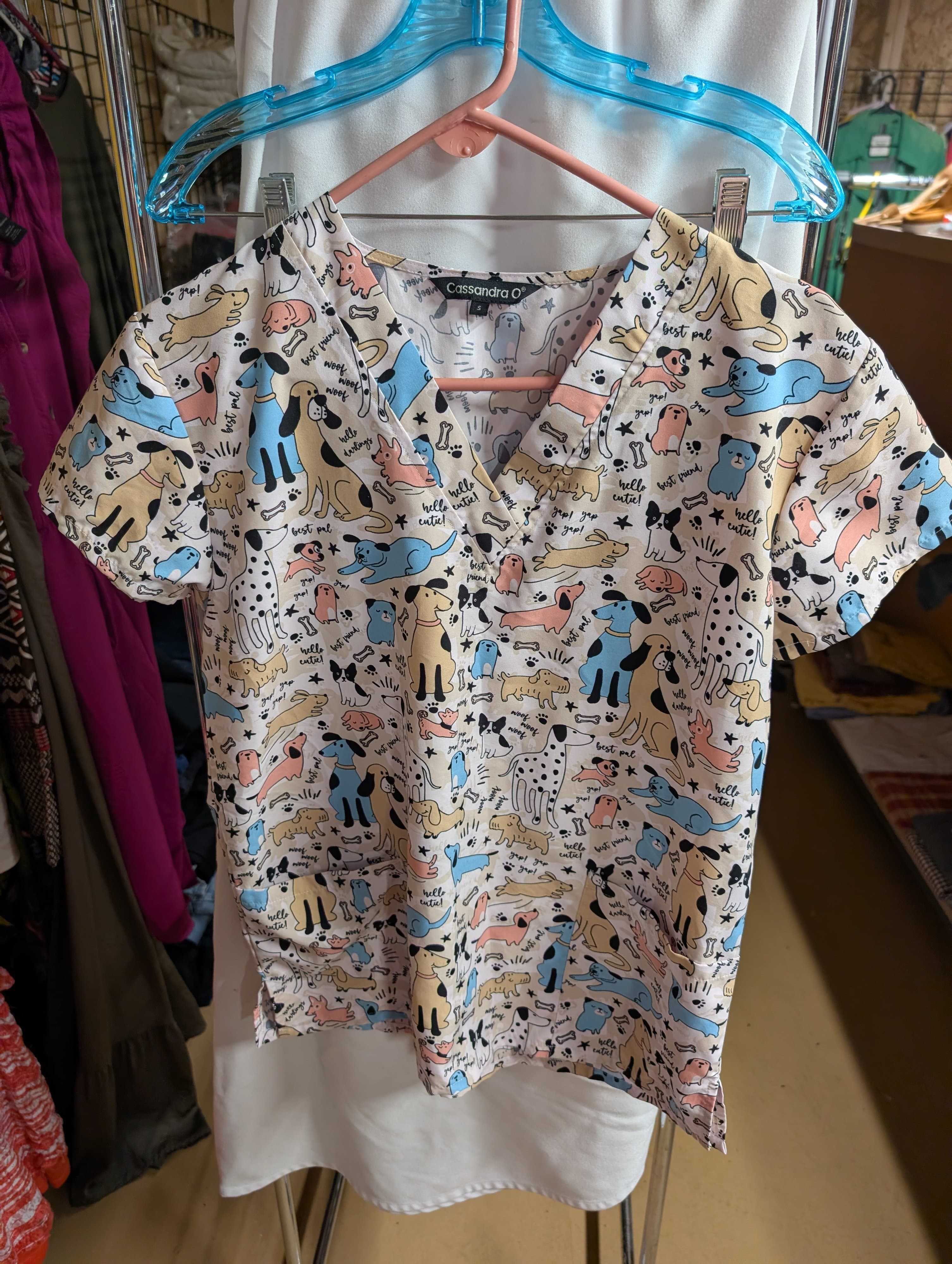 Cassandra O Dog Print Scrub Top Small