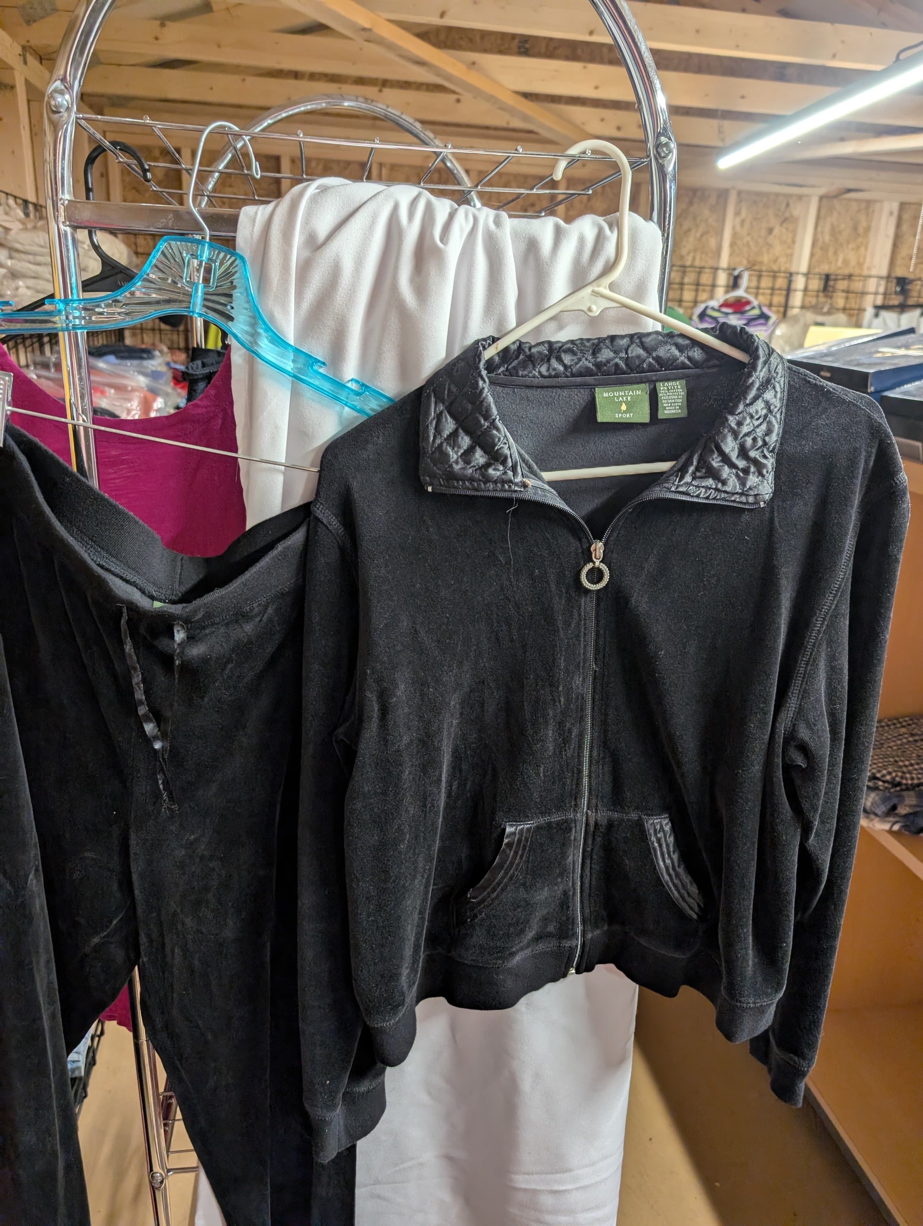 Mountain Lake Sport Black Velour Tracksuit Large Petite