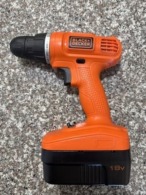 Black and Decker GC1800 18V Cordless Drill With Battery NO CHARGER