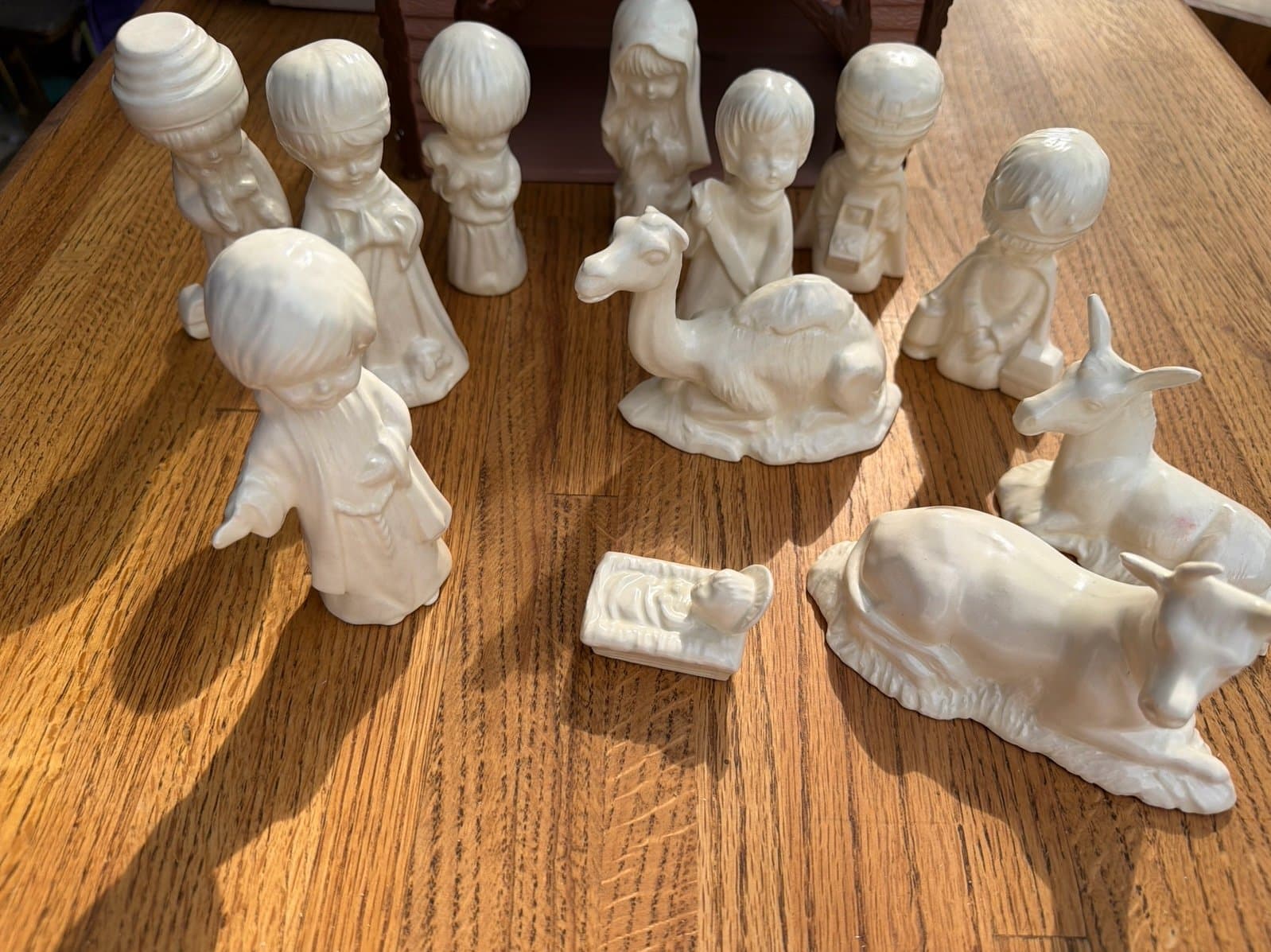 1970s Vintage 13 piece Gare nativity set white bisque