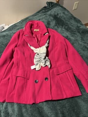 Valerie Stevens Women's Collared Raspberry Coat Size Large. New with Tags Lined
