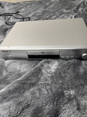 CyberHome CH-DVD 500 DVD Player Without Remote Tested Not Working for Parts