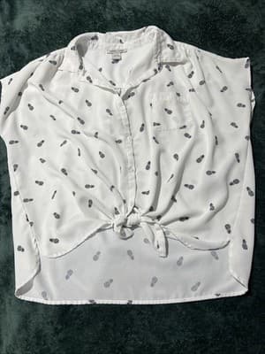 Women's Large Blouse by Sabrina Lauren Short Sleeve Button Up