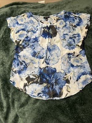Women's Floral Print Blouse Size L by Alyx Brand Short Sleeve