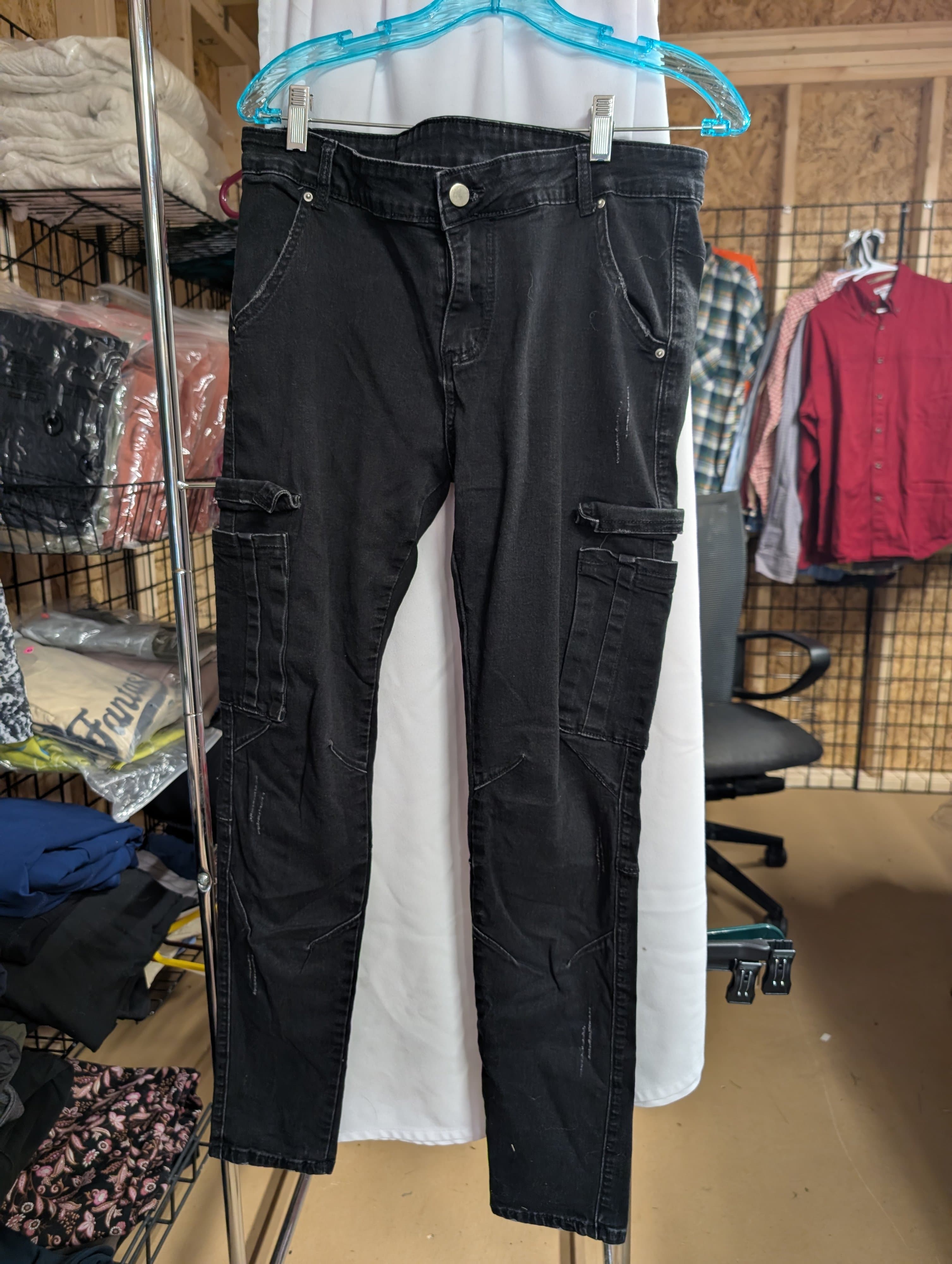 Lady's Black Cargo Pants Size L