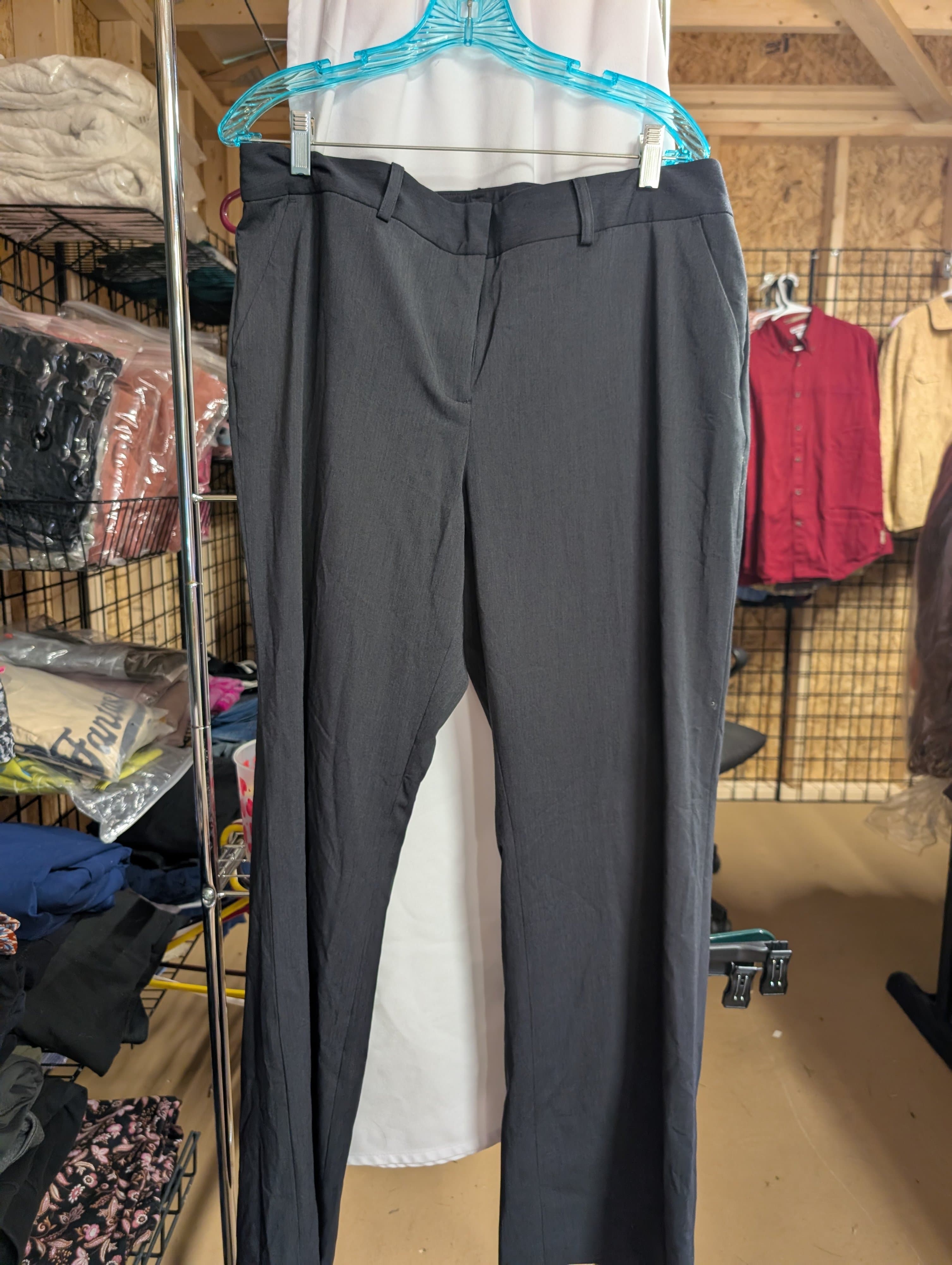 Liz Claiborne Women's Dress Pants Size 18