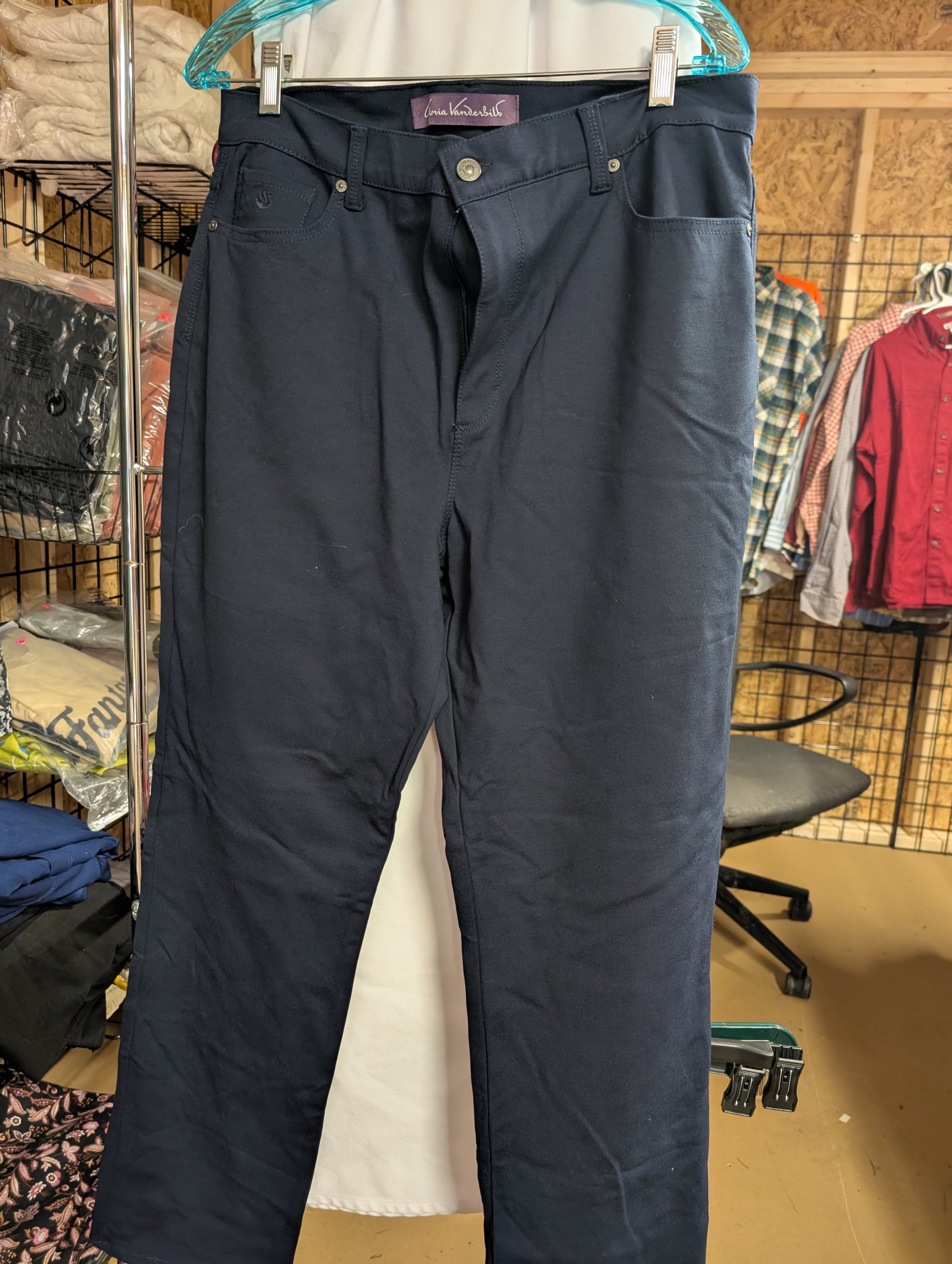 Gloria Vanderbilt Women's Pants Size 16