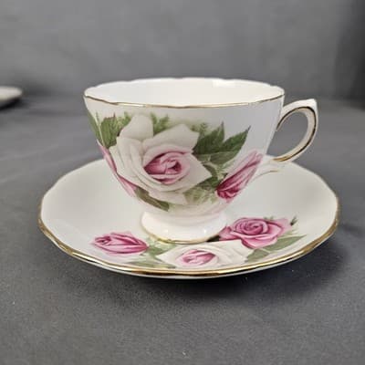 VTG Royal Vale England Tea Cup & Saucer With Roses Flowers Ridgeway Potteries