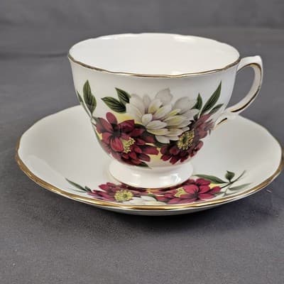 Vintage Royal Vale England Tea Cup & Saucer With Flowers Ridgeway Potteries LTD