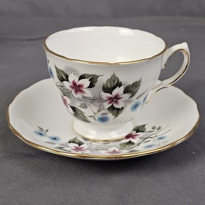 Vintage Royal Vale England Tea Cup & Saucer With Flowers Ridgeway Potteries LTD