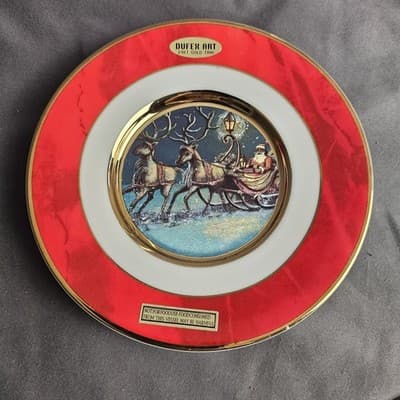 Dufex Art Japan 24K Gold Trim Christmas Plate Santa Sleigh Reindeer 7”